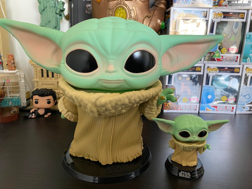 Funko POP Star Wars Mandalorian Baby Yoda Gigante / 25 cm cómpralo por